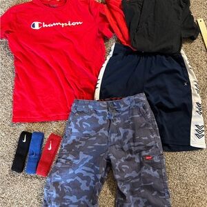 EUC BOYS XL 14/16 LOT SHORTS JEANS LEVIS SHIRTS HOODIE NIKE